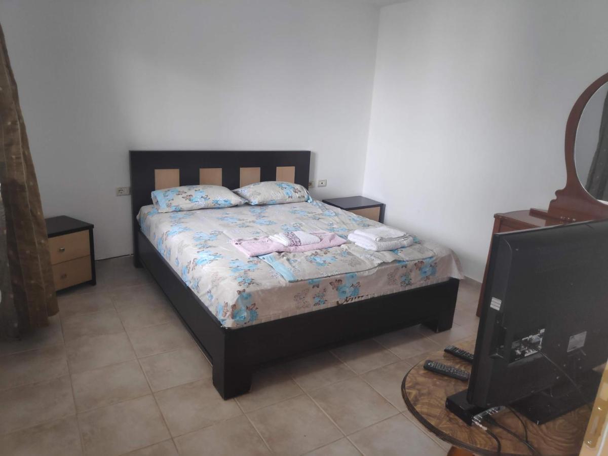 Zani Apartment Sarandë Esterno foto