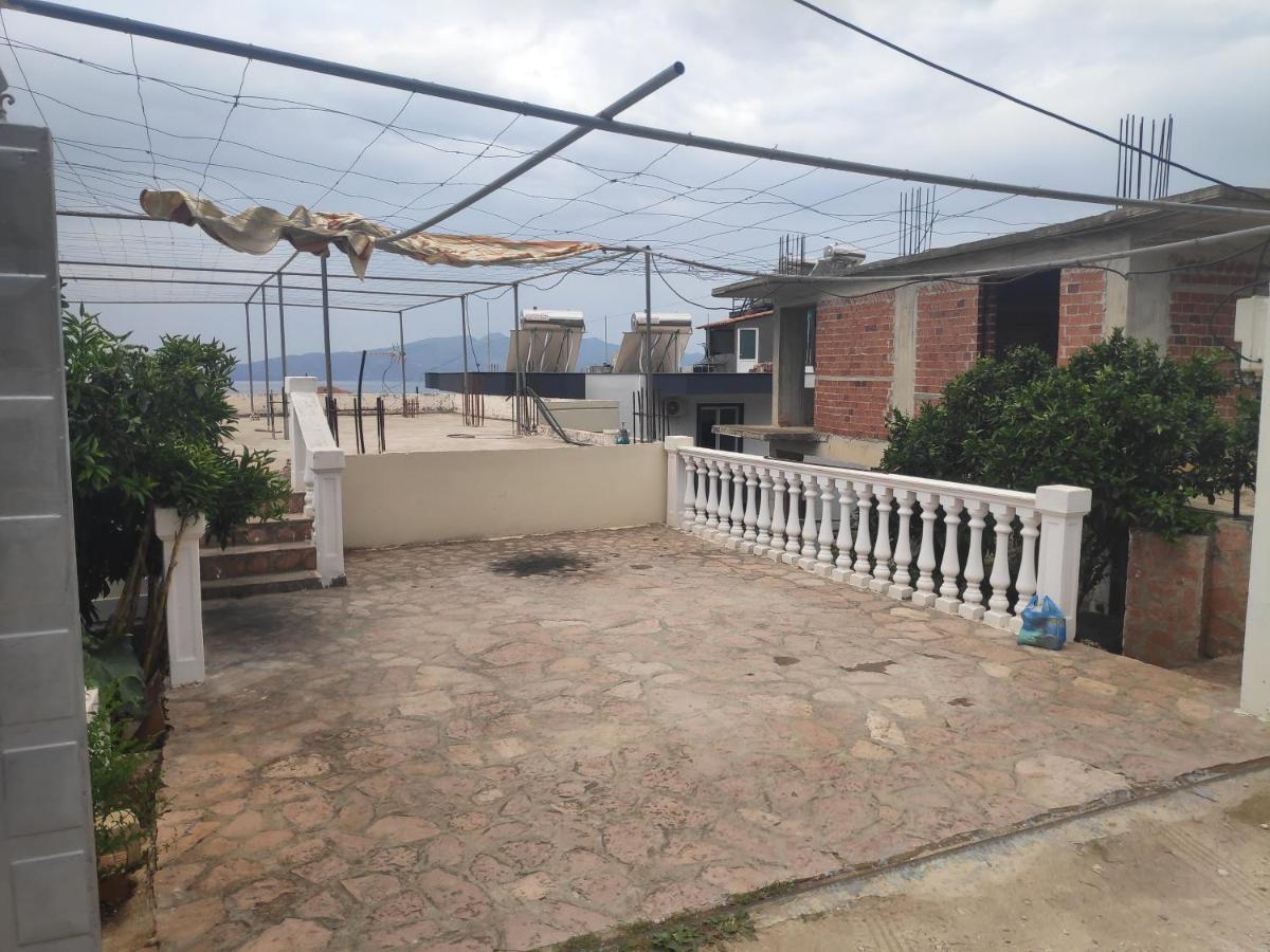 Zani Apartment Sarandë Esterno foto